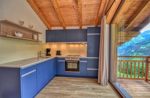 Kaprun House | Beautiful Austrian style Chalet at the ski slope