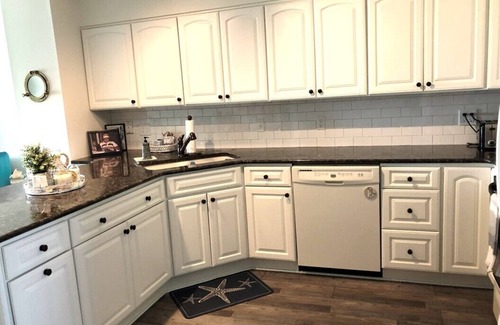 Fenwick Island House | Beautiful Bayside Townhome in Fenwick Landing- long weekends avail- LINENS INCL