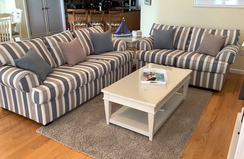 Harvey Cedars House | Beautiful Bayside Home Close to Beach