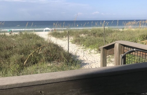 Sunnyside House | Beautiful Beachfront Townhouse; steps away from a quiet beach.