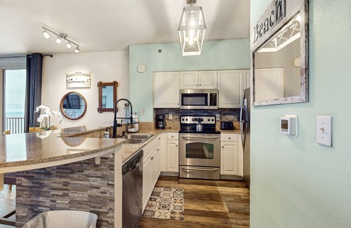 Panama City Beach Condo | Beautiful beachfront home with fantastic Gulf views, pool, & hot tub