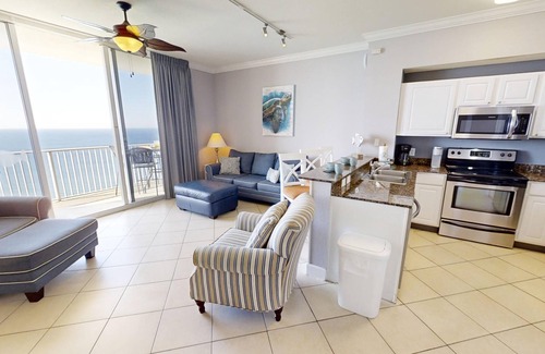 Panama City Beach Condo | Beautiful Beach Front Condo! Free Golf & Activities Daily!