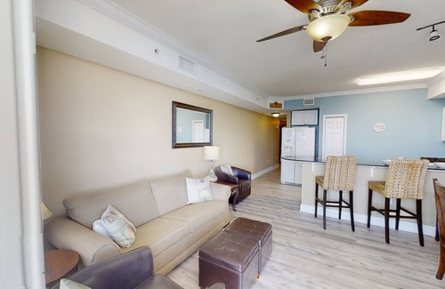 Panama City Beach Condo | Beautiful Beach Front- Free Beach Service, round of Golf & Activities Daily!
