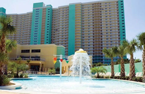 Panama City Beach Condo | Beautiful Beachfront Condo w/Emerald Beach Resort Amenities
