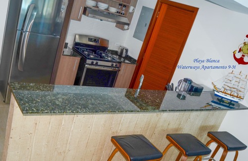 Playa Blanca Apartment | Beautiful beach apartment with beautiful views