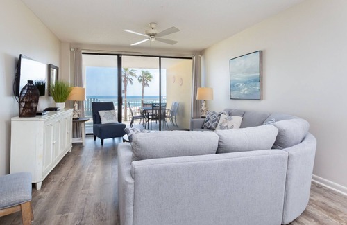 Orange Beach Condo | Beautiful Beach Front Condo @ Summer House!