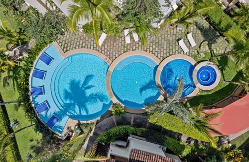 Coco Apartment | Beautiful beach front entire condo