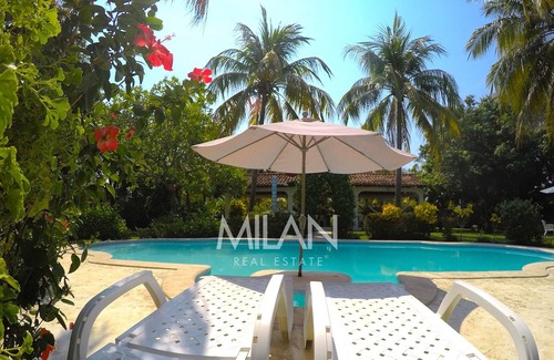 Los Cobanos Villa | Beautiful beach house in Los Cobanos El Salvador