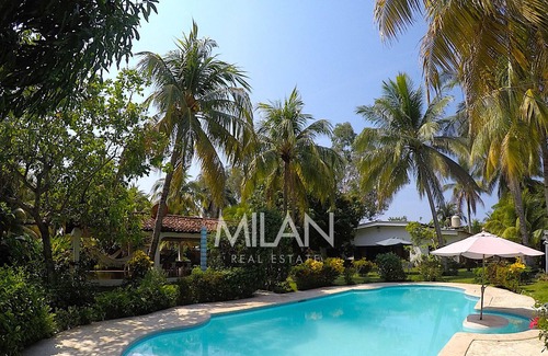 Los Cobanos Villa | Beautiful beach house in Los Cobanos El Salvador