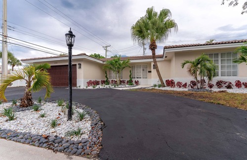 Imperial Point House | Beautiful beach house minutes from top Ft Lauderdale beaches