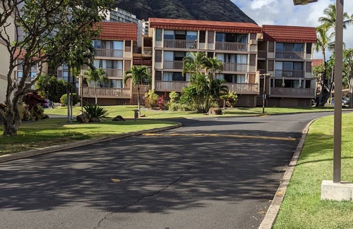 Makaha Valley Condo | Beautiful Beaches and best snorkeling on island. Golf course nearby.