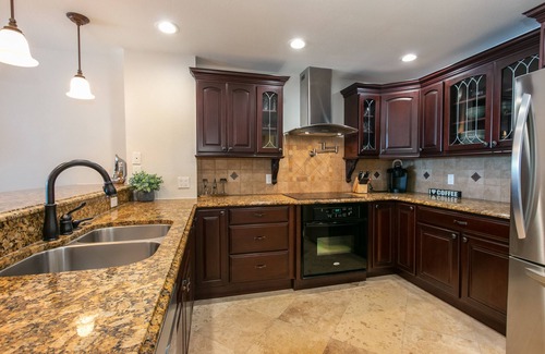 Indian Shores Condo | BEAUTIFUL BEACHFRONT CONDO, LARGE BALCONY, TASTEFULLY RENOVATED SLEEPS 8