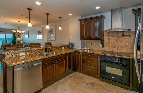 Indian Shores Condo | BEAUTIFUL BEACHFRONT CONDO, LARGE BALCONY, TASTEFULLY RENOVATED SLEEPS 8