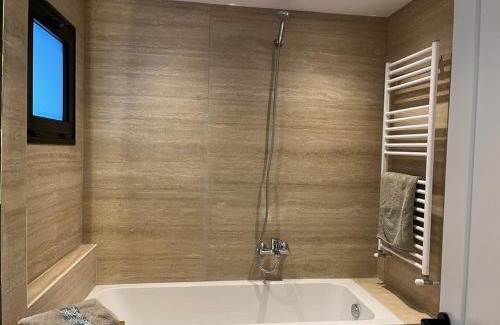 La Marsa Apartment | Beautiful beachfront apartment