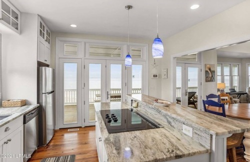 Beachwalk House | Beautiful Beachfront House With Amazing Views!