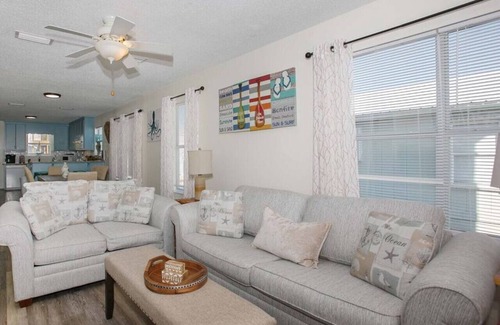Fort Morgan House | Beautiful Beachfront Pet Friendly Home - AOK Oasis