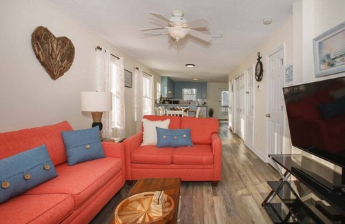Fort Morgan House | Beautiful Beachfront Pet Friendly Duplex - AOK West