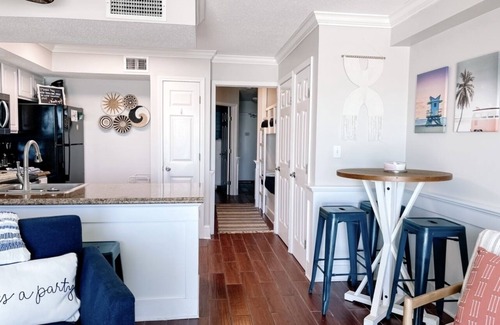 Gulf Shores Condo | Beautiful Beachfront View