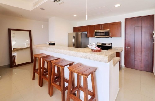 Marina Mazatlan Apartment | Beautiful beachfront condo at Gavias Grand in Mazatlán Mexico