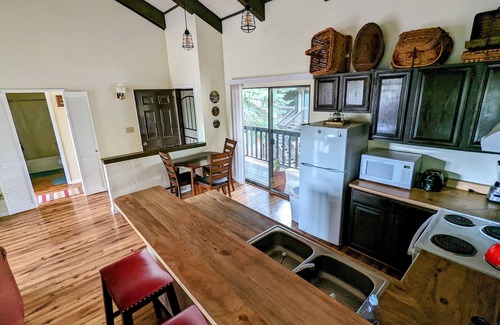 Pinetop Condo | Beautiful Bell's Bungalow in the heart of the White Mountains , Pinetop AZ!