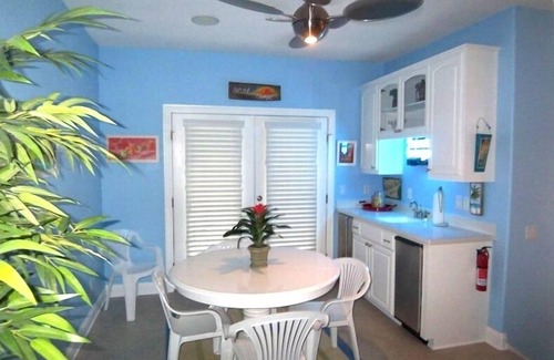 Villa Primera House | Beautiful 'Bella Blue' Heated Pool, Elevator & Best Location Aug 2-16 discounts