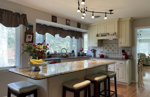 State College House | Beautiful & Beloved Home Minutes from Penn State. Private & quiet neighborhood.