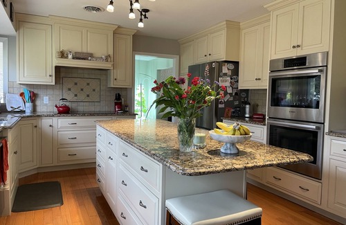 State College House | Beautiful & Beloved Home Minutes from Penn State. Private & quiet neighborhood.