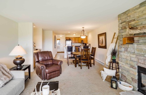 Bigfork Condo | Beautiful Bigfork Condo w/Hot Tub Access!