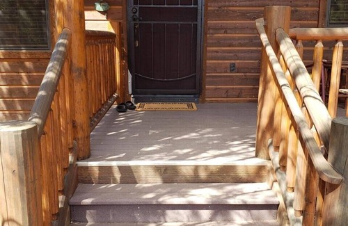 Show Low Cabin | Beautiful Bison Ridge Cabin that has it all.