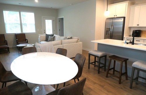 Bluffton House | Beautiful Bluffton Home - Close to all
