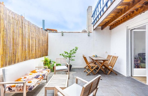 Saint-Michel - Nansouty - Saint-Genes Apartment | Beautiful Bordeaux center apartment with Terrace