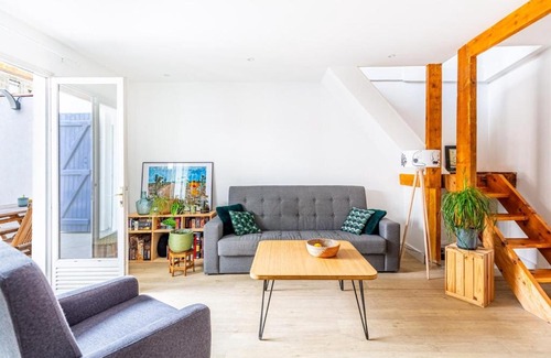 Saint-Michel - Nansouty - Saint-Genes Apartment | Beautiful Bordeaux center apartment with Terrace