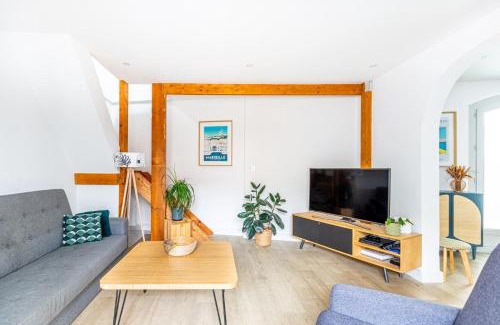 Saint-Michel - Nansouty - Saint-Genes Apartment | Beautiful Bordeaux center apartment with Terrace
