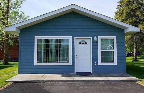 Bemidji House | Beautiful Brand New Cabins on Lake Bemidji