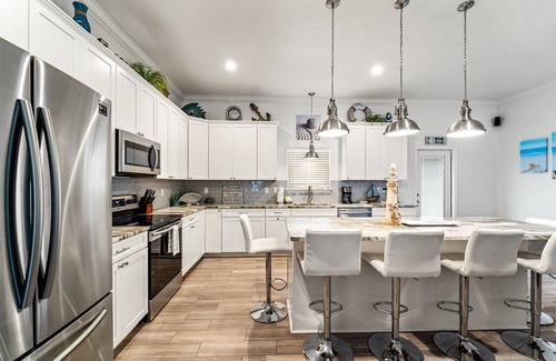 Dauphin Island House | Beautiful Brand New 2500 sq ft Beach House Steps from Gulf/Spectacular Views