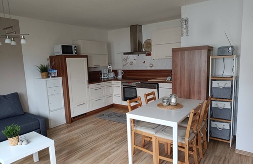 Nienhagen House | Beautiful bungalow near the Baltic Sea, family-friendly and quiet
