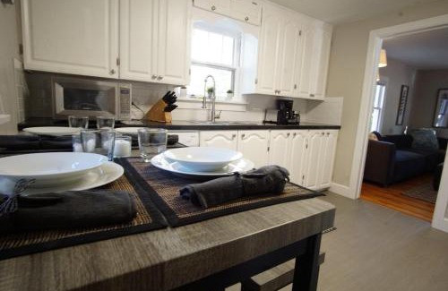 Greeley Apartment | Beautiful Bungalow Next to UNC - Free Cruiser Bikes!