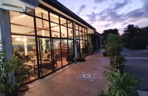 Cha-am House | Beautiful Bungalow With Shared Outdoor Pool and 2 km From the Sandy Beach