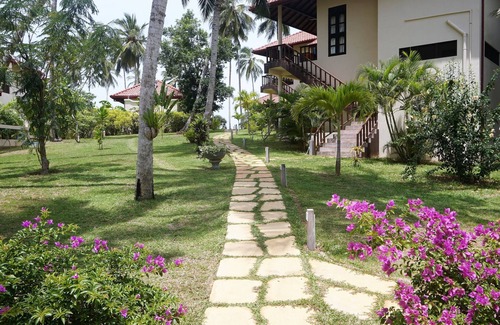 Ranna House | Beautiful bungalows right on the beach in a small boutique resort near Tangalle