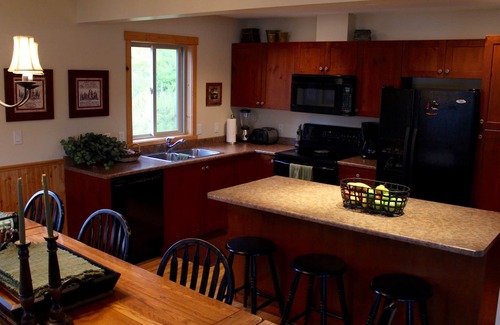 Douglas Lake Cabin | Beautiful Cabin At Peter Hope Lake, Near Merrit /Kamloops /Quilchena/