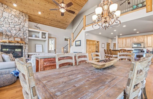 Sierra Pines Cabin | Beautiful CABIN in AZ, GAMEROOM, Deck/Patio VIEWS, QUIET, 1 PM CHECK IN AND OUT!
