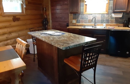 Eagle River Cabin | Beautiful Cabin on the Inland Chain of 28 beautiful Lakes . n