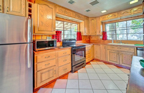 Payson House | Beautiful Cabin w/Deck on East Verde River!