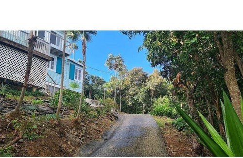 Estate Caret Bay Cabin | Beautiful Cabin with Panoramic Views