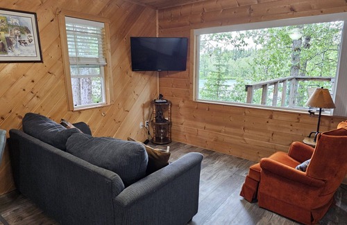 Kasilof Cabin | Beautiful Cabin with view of Kasilof River - Access to private dock