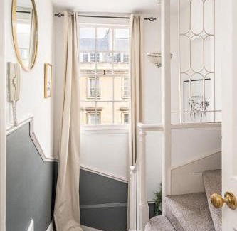 Bath Apartment | Beautiful Central 2 Bed Flat