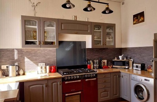 Arcambal House | Beautiful character house overlooking Le Lot. nRiverside location with slip.