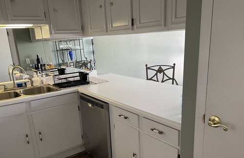 Fairhope Condo | Beautiful, charming, sunset view condo!