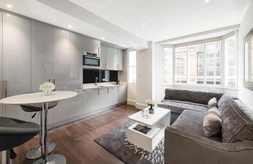 Brompton & Hans Town Apartment | Beautiful Chelsea Apartment in Fashion District