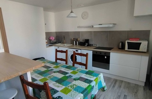 Autun Apartment | BEAUTIFUL CITY CENTER APARTMENT FOR FAMILY OR GROUP TRAVEL